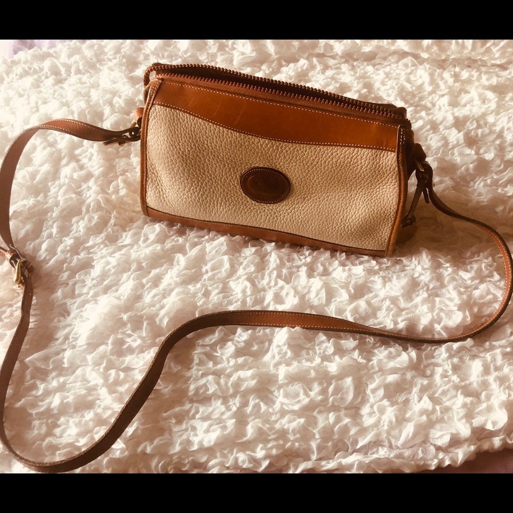Vintage leather Dooney and bourke handbag